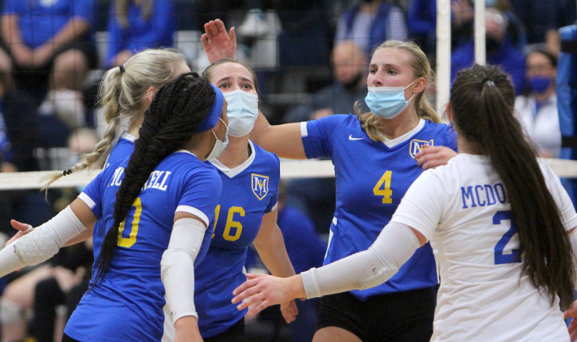 McDonell volleyball vs Catholic Central at Division 4 state championship 11-7-20